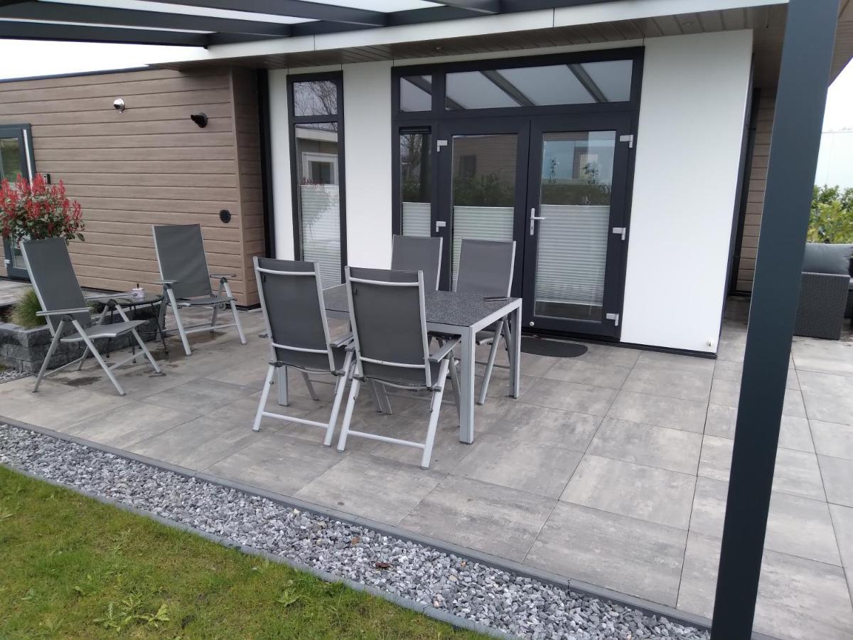 Ferienhaus / Chalet / Bungalow Am See, Holland, Niederlande, Lathum Εξωτερικό φωτογραφία